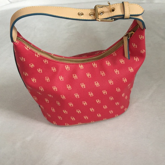 Dooney & Bourke Handbags - Dooney&Bourke purse